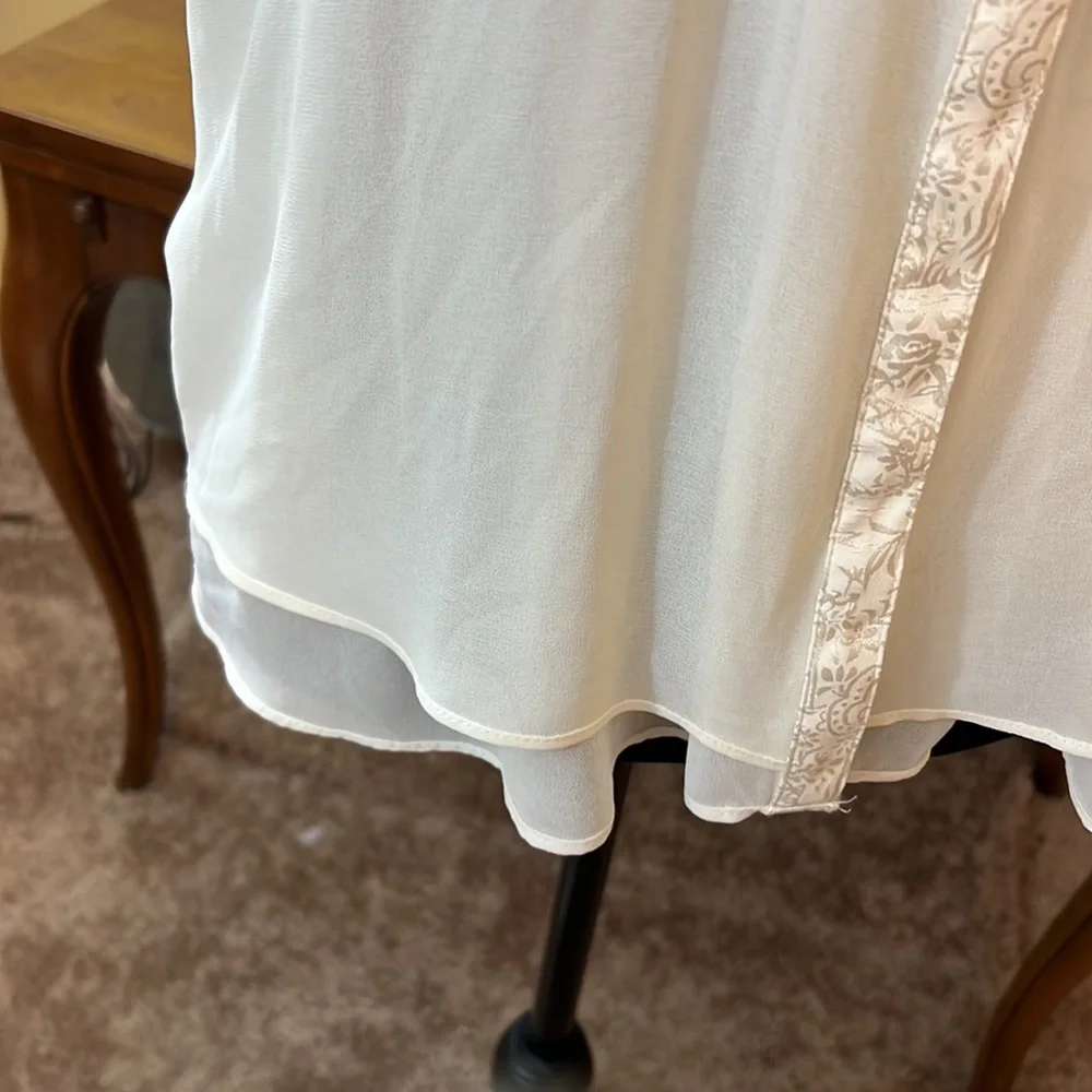Anthropologie subtle cream